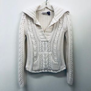 Arizona White Long Sleeve V Neck Knit Sweater